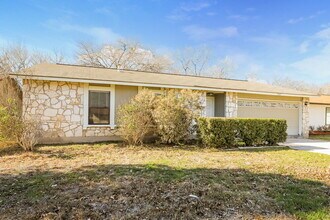 7531 Lago Frio in San Antonio, TX - Building Photo - Building Photo