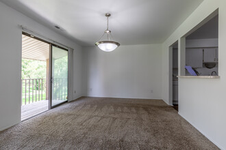 Edge At Farmington Hills in Farmington Hills, MI - Building Photo - Interior Photo