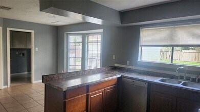2702 Planters View Ln in Missouri City, TX - Building Photo - Building Photo