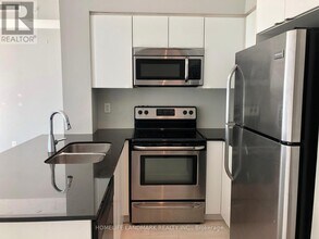 150 E Liberty St in Toronto, ON - Building Photo - Building Photo