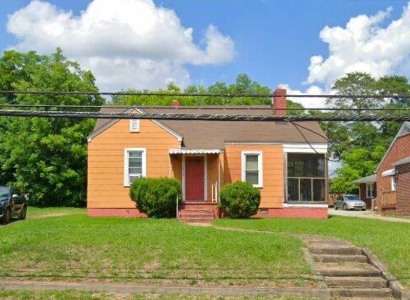 1010 N Pinckney St in Union, SC - Building Photo