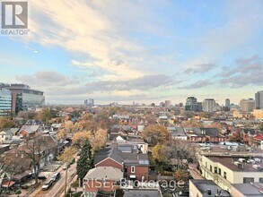 115 Denison Ave in Toronto, ON - Building Photo - Building Photo