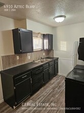 4910 Aztec Blvd in Columbia, MO - Building Photo - Building Photo