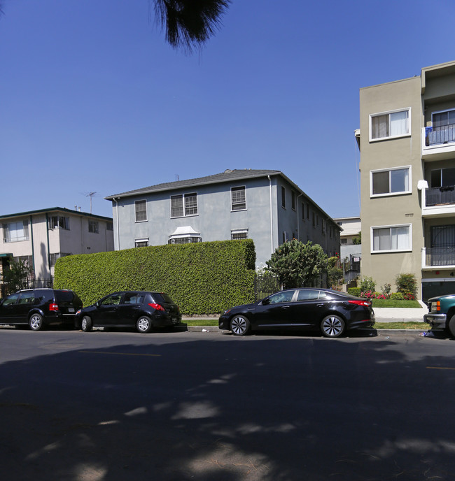 429 S Hoover St in Los Angeles, CA - Foto de edificio - Building Photo