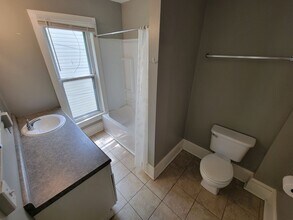 1206 E 3rd St in Duluth, MN - Building Photo - Building Photo