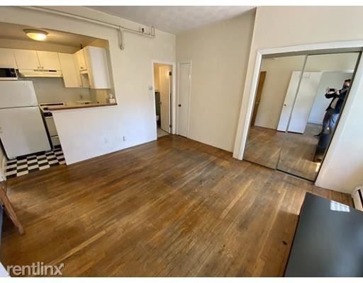 712 Commonwealth Avenue in Boston, MA - Building Photo - Building Photo