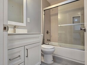 3756-3762 Poinciana Dr, Unit 3762-5 in Santa Clara, CA - Building Photo - Building Photo