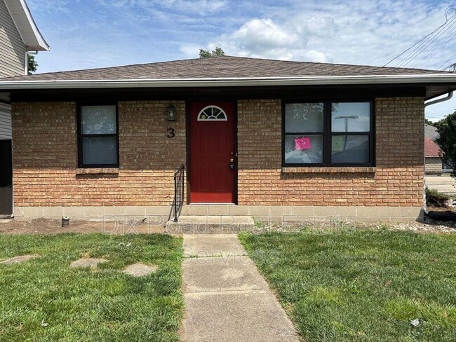 property at 3 N Sutphin St