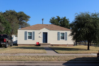 2504 29th St in Lubbock, TX - Building Photo - Building Photo