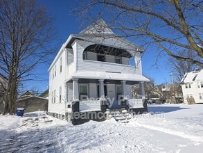2800 E 124th St in Cleveland, OH - Building Photo - Building Photo