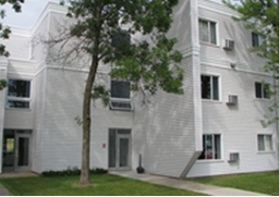 Birch Court Apartments in Hibbing, MN - Building Photo