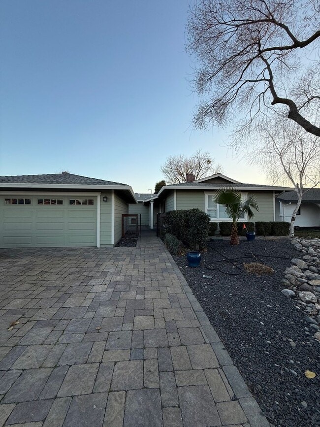 property at 24 Hacienda Ln