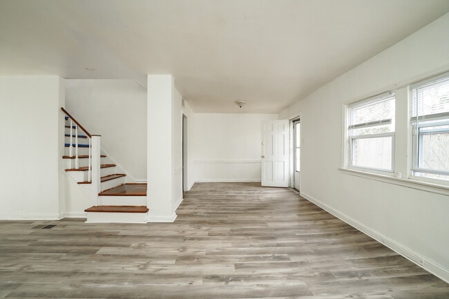 property at 14 S Rodney Dr