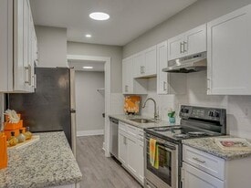 The Pointe at Bailey Cove Apartments