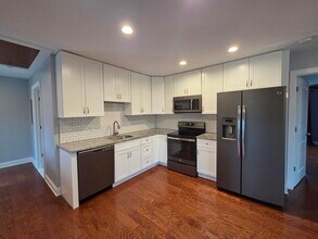 412 Starkweather St in Plymouth, MI - Building Photo - Building Photo