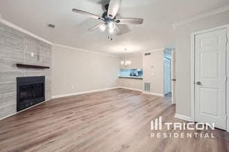 409 Water Oak Way SW in Marietta, GA - Building Photo - Building Photo