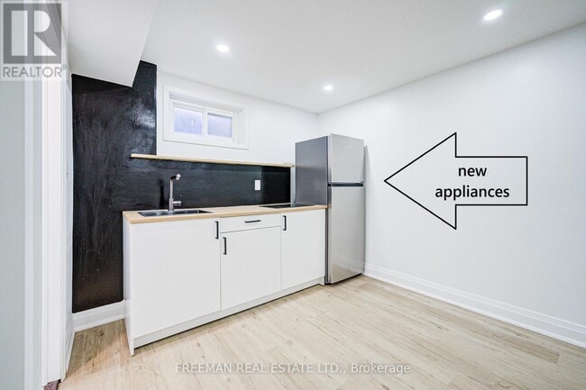 property at 16 Carey Crescent