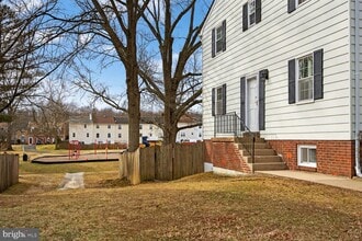 6015 Ticonderoga Ct in Burke, VA - Building Photo - Building Photo