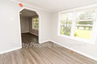 1918 Wilkes Ave in Soddy Daisy, TN - Building Photo - Building Photo