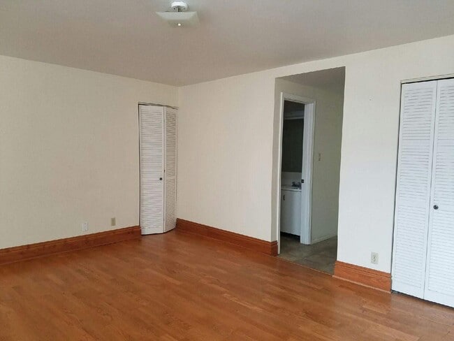 5795 Pershing Ave in St. Louis, MO - Building Photo - Building Photo