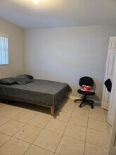 7837 Golf Cir Dr in Margate, FL - Building Photo - Building Photo