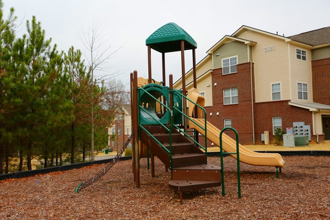 Glenbrook at Oxmoor Valley in Birmingham, AL - Foto de edificio - Building Photo