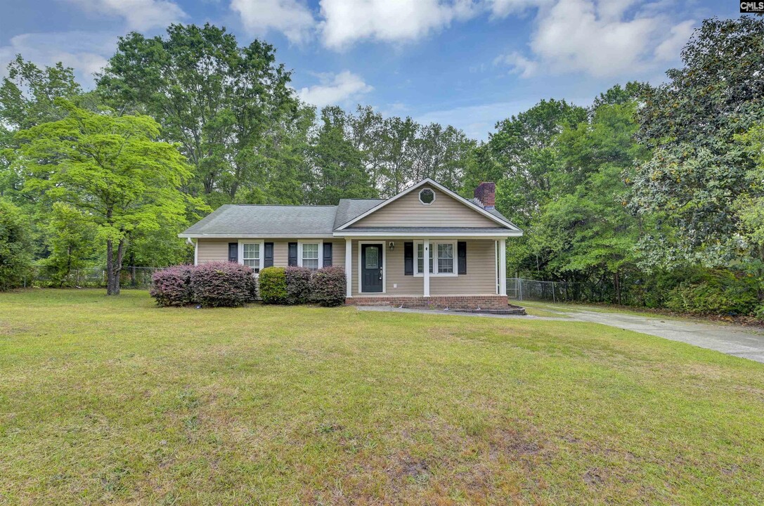 350 Gibson Rd in Lexington, SC - Building Photo