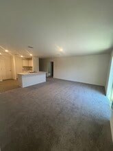 27 Wood Cedar Dr in Palm Coast, FL - Foto de edificio - Building Photo