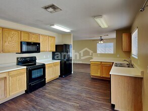 16002 W Jackson St in Goodyear, AZ - Building Photo - Building Photo