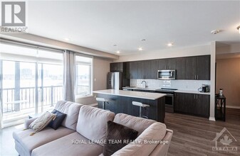 213 Citiplace Dr in Ottawa, ON - Building Photo - Building Photo