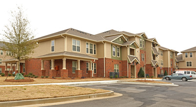 Walton Oaks in Augusta, GA - Building Photo - Building Photo