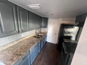 8426 N 34th Dr in Phoenix, AZ - Building Photo - Building Photo