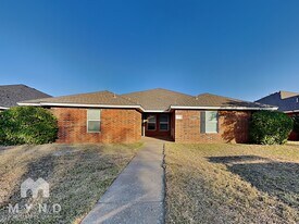 526 N Brentwood Ave in Lubbock, TX - Building Photo