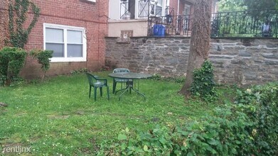 7314 Devon St in Philadelphia, PA - Foto de edificio - Building Photo