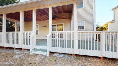 100 Lightwater Ct, Unit 1528 California St Apt 3 in Aberdeen, NC - Building Photo - Building Photo