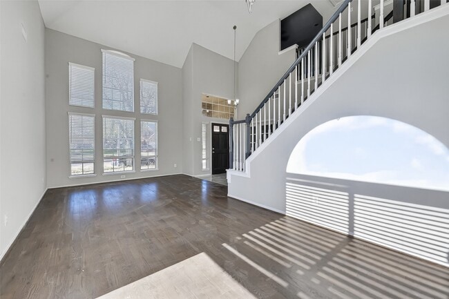 17711 Shelby Oaks Cir in Richmond, TX - Building Photo - Building Photo