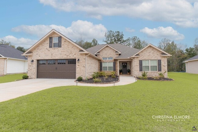 214 Creek Ridge Dr in Warner Robins, GA - Building Photo - Building Photo