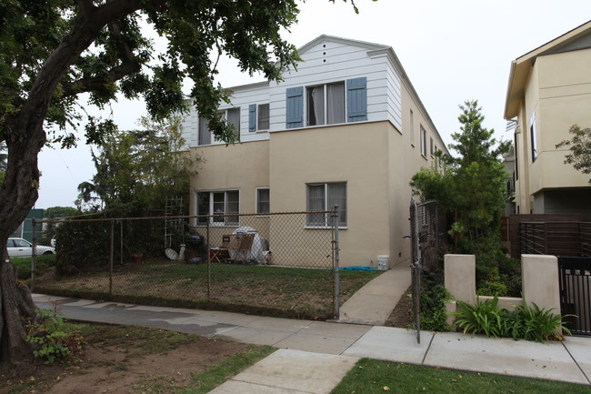 1421-1423 Washington Ave in Santa Monica, CA - Building Photo - Building Photo