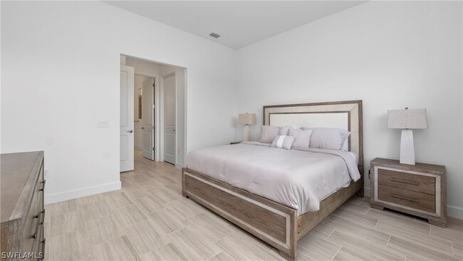 property at 1905 Fresno Ave