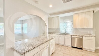 2302 E Yale St in Phoenix, AZ - Building Photo - Building Photo