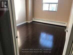 1338 York Mills Rd in Toronto, ON - Building Photo - Building Photo