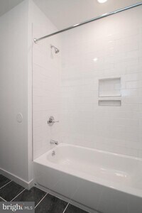 21 Farson St photo'