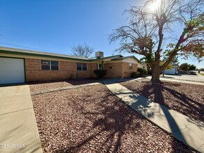 3432 Glasgow St in El Paso, TX - Foto de edificio - Building Photo