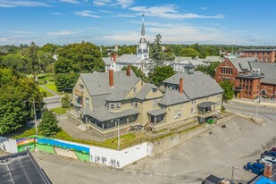 Lombard Estate Apartments