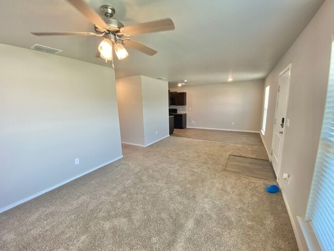 1621 138th Pl in Lubbock, TX - Building Photo - Building Photo