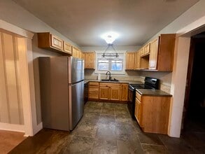 307 W South St in Marionville, MO - Building Photo - Building Photo