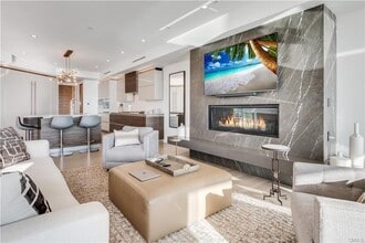 810 Esplanade in Redondo Beach, CA - Building Photo - Building Photo