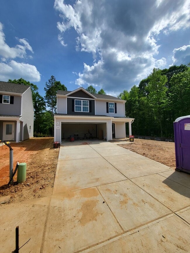 569 Hawley St in Charlotte, NC - Building Photo - Building Photo