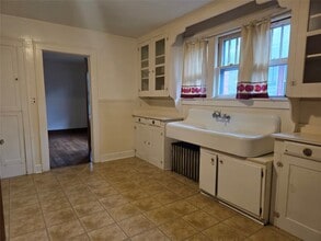 311 Oak Hill Ave in Endicott, NY - Building Photo - Building Photo