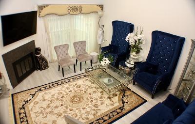 21015 Gresham St in Canoga Park, CA - Building Photo - Building Photo